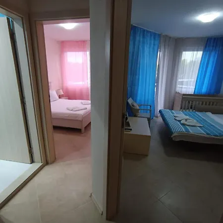 Excellent In Emberli Aparthotel. *